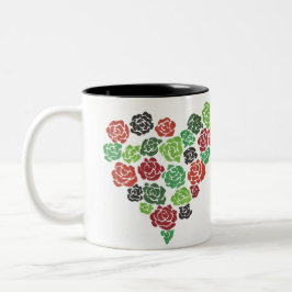Taza de café floral de los rosas verdes y rojos