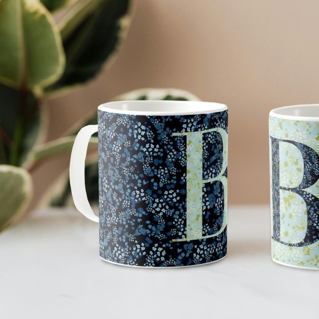 Taza De Café Floral elegante Monograma B azul con frase (Subido por el creador)