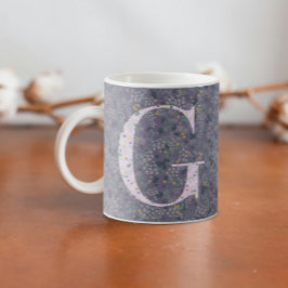 Taza De Café Floral Elegante Monograma Clásico G púrpura con fr