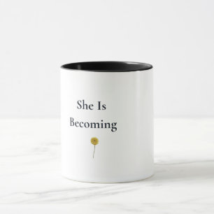 Taza De Café Floral Ella Está En Camino