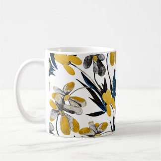 Taza De Café Flores acuáticas: un patrón de verano vibrante.