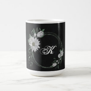 Taza De Café flores blancas románticas vegetación negro