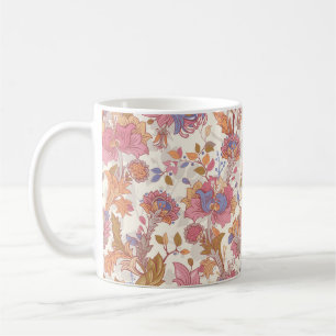 Taza De Café Flores de colores sobre un fondo claro. Perfecto