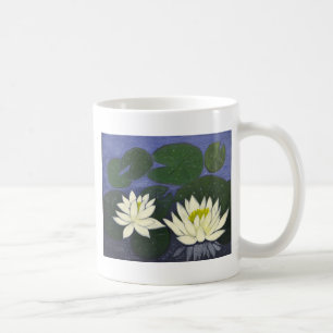 Taza De Café Flores de Nenúfar Blancas en un Estanque.