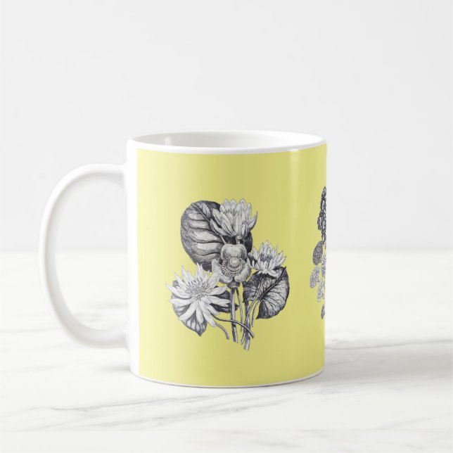 Taza De Café Flores monocromas sobre fondo amarillo (Izquierda)
