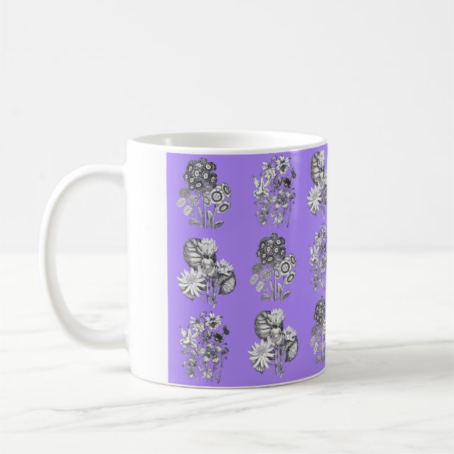 Taza De Café Flores monocromas sobre fondo lila (Izquierda)