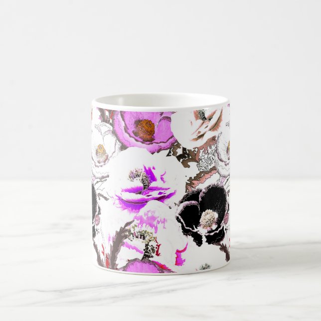 Taza De Café Flores moradas, blancas y negras. (Centro)