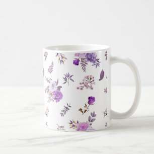 Taza De Café Flores moradas sobre