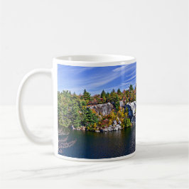 Taza De Café Follaje de otoño alrededor del lago Minnewaska