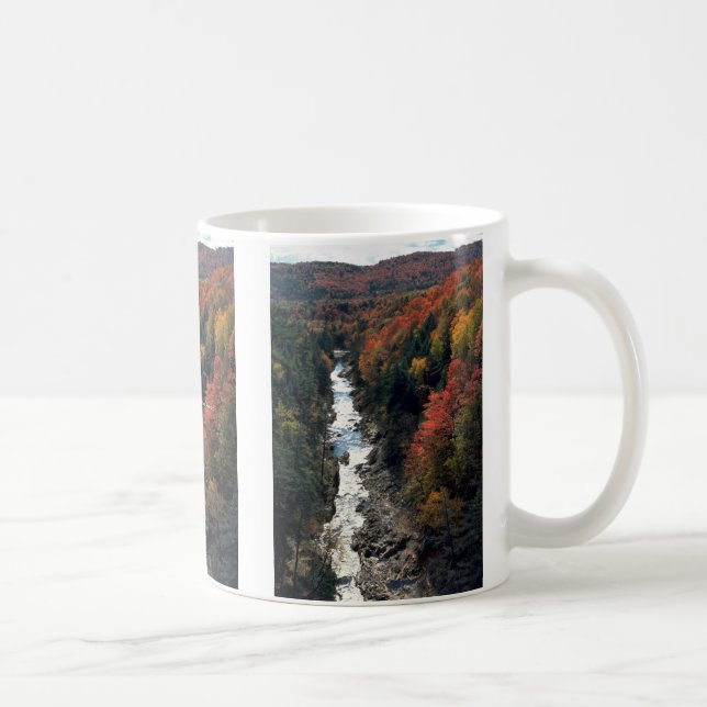 Taza De Café Follaje de otoño en la garganta de Queechee, (Derecha)