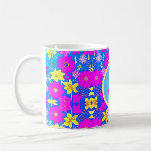 Taza De Café Fondo con patrón de flores rosas azules amarillas