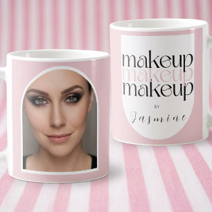Taza De Café Foto de artista de maquillaje linda con rosa sonro