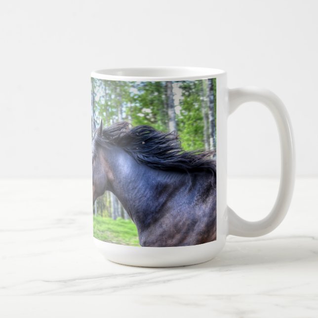 Taza De Café Foto de caballo percheron tocado y negro corriendo (Derecha)