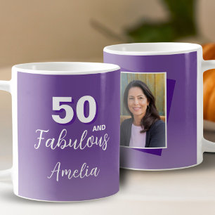 Taza De Café Foto de cumpleaños 50 y fabuloso en púrpura