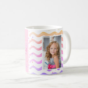 Taza De Café Foto de cumpleaños feliz de onda colorida rosa fem