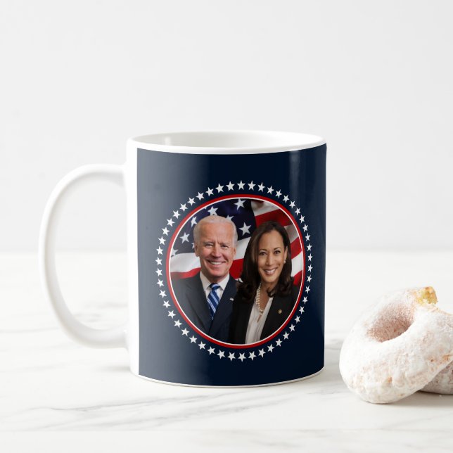 Taza De Café Foto de la campaña electoral de Guay Biden Harris  (Con donut)