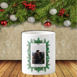 Taza De Café Foto de ramas de árbol de Navidad