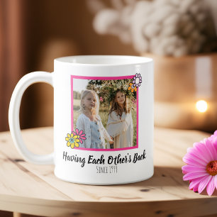Taza De Café Foto de Sisters con flores rosadas
