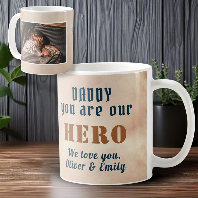 Taza De Café Foto familiar del Día del Padre de Hero Papi (Subido por el creador)