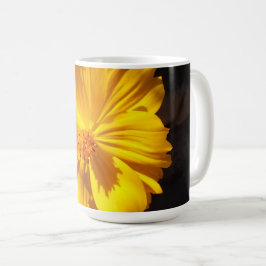 Taza De Café Fotografía de la macro Flor de Oro