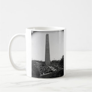 Taza De Café Fotografía histórica del monumento del Bunker Hi