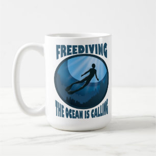 Taza De Café Freediving - El océano llama buceador submarino
