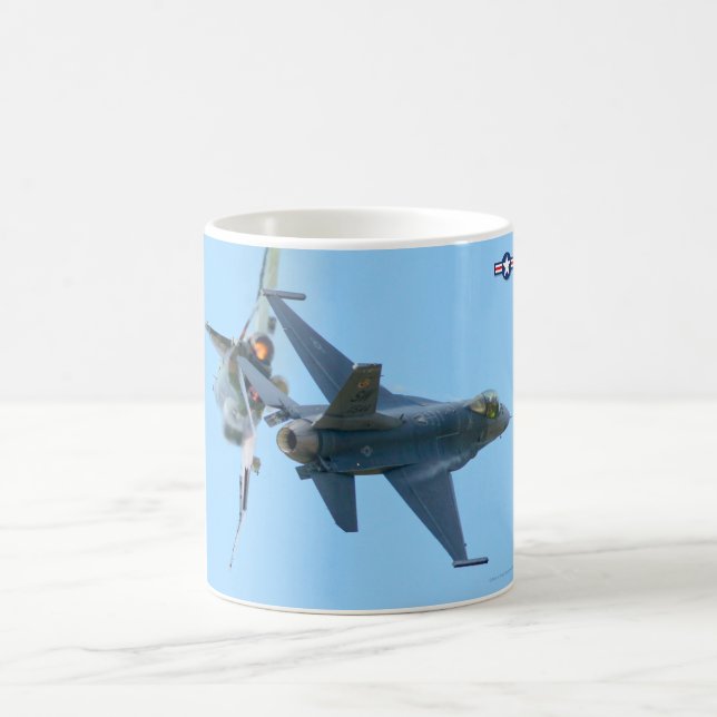 Taza De Café ¡FRENTE F-16 y F-4! (Centro)