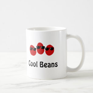 Taza de café fresca de las habas