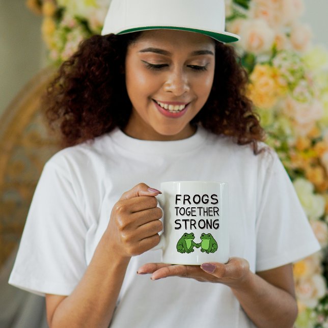 Taza De Café Frogs Together Strong Portland Frog Protest (Subido por el creador)
