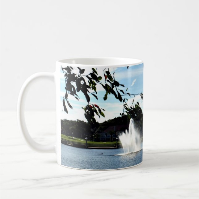 Taza De Café Fuente en el lago Mug (Izquierda)