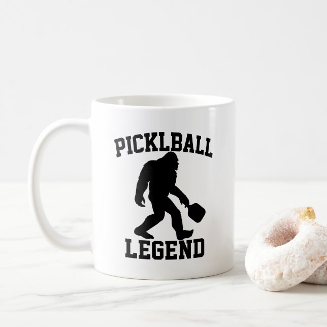 Taza De Café Funny Bigfoot Pickleball Legend (Con donut)