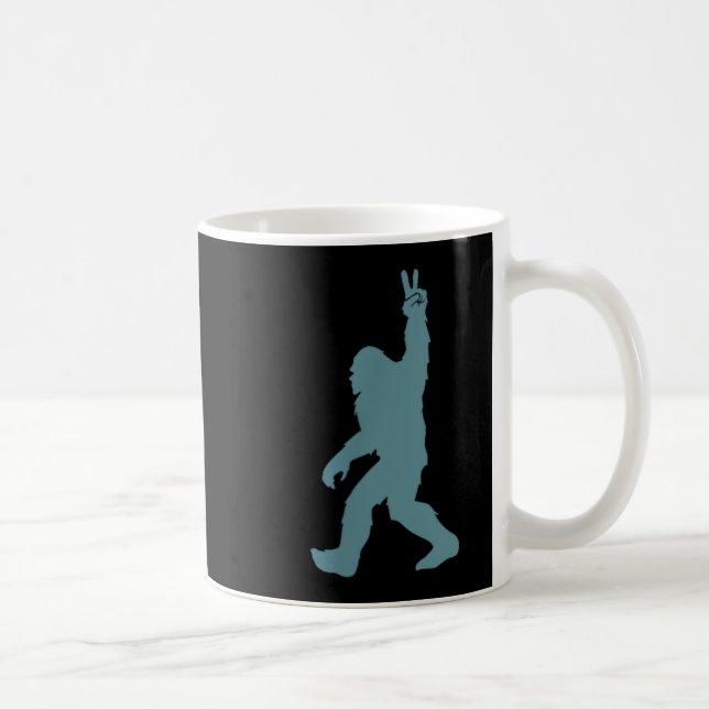 Taza De Café Funny Bigfoot Sasquatch Peace Sign Big Foot Squatc (Derecha)