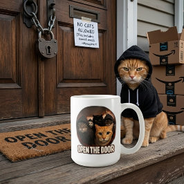 Taza De Café Funny Cats in Hoodies Open The Door