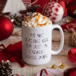 Taza De Café Funny Coworker Office White Elephant Gift<br><div class="desc">Esta tontería graciosa con la frase "No me voy a matar. Solo estoy en modo de ahorro de energía" — Un regalo para ti mismo,  o un regalo de elefante blanco para un compañero de oficina.</div>