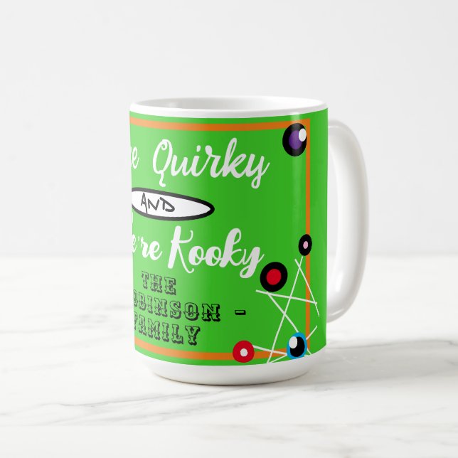 Taza De Café Funny Halloween Quirky Green Family Name (Anverso derecho)