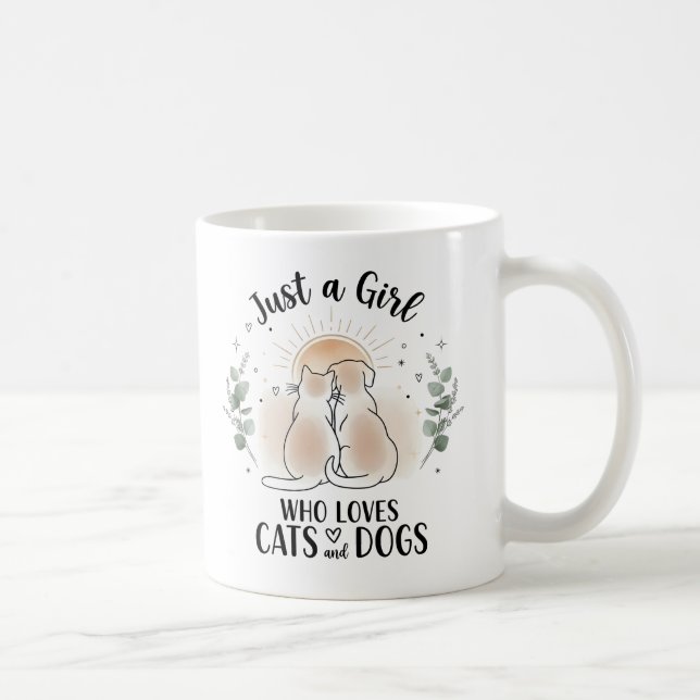 Taza De Café funny Just a Girl who Loves Cats and Dogs mom (Derecha)