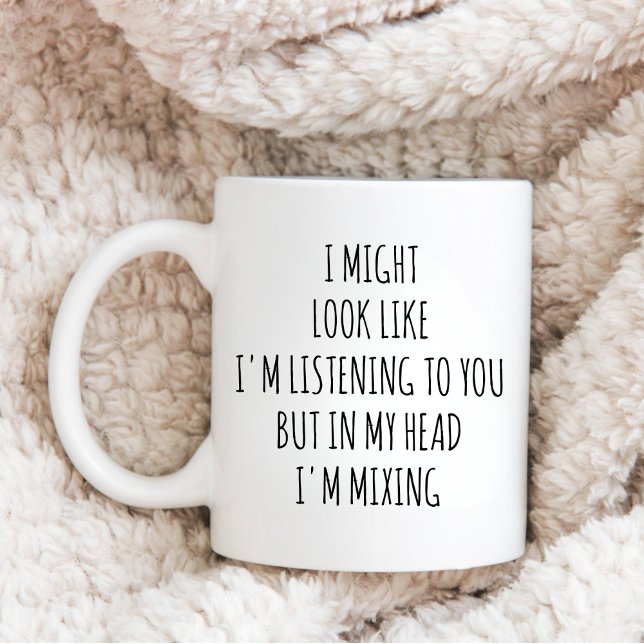 Taza De Café Funny Personalizado Disk Jockey, pensando en mezcl (Subido por el creador)