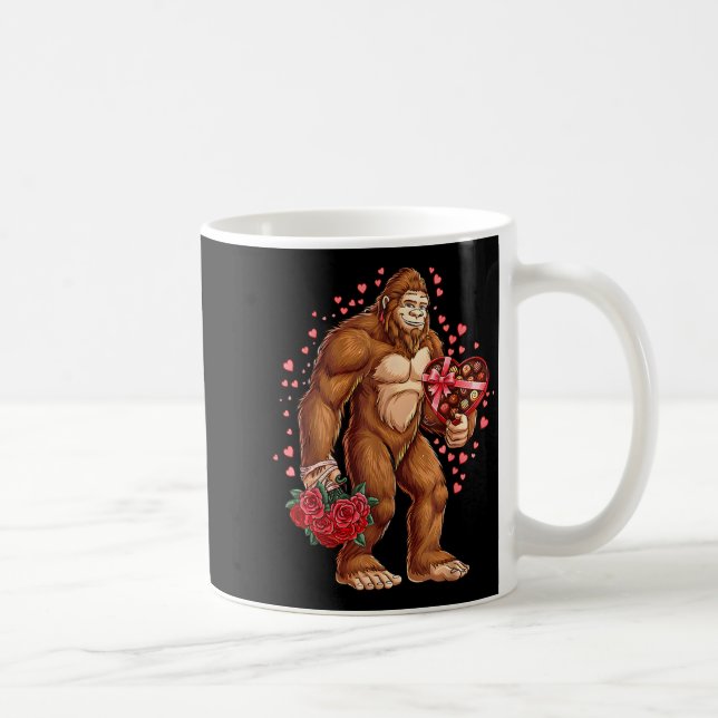 Taza De Café Funny Valentines Day Bigfoot Heart Love Sasquatch  (Derecha)