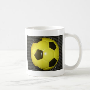 Taza De Café Fútbol amarillo y negro.