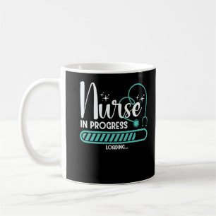 Taza De Café Futuro progreso de enfermería cargando enfermeras