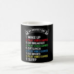 Taza De Café Gamer dice Gaming Funny Gaming Gift Idea<br><div class="desc">Mi día perfecto consiste en 24 horas de juego. Una gran idea para un cumpleaños o Navidades. El regalo perfecto para jugadores,  jugadores y niños con problemas de videojuegos.</div>