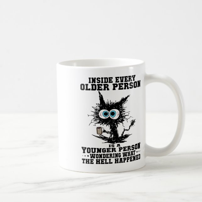 Taza De Café Gato Dentro De Cada Persona Mayor Es Una Persona M (Derecha)