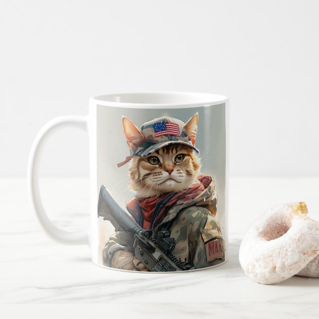 Taza De Café Gato Guay MAGA con arma y camuflaje AMERICA (Con donut)