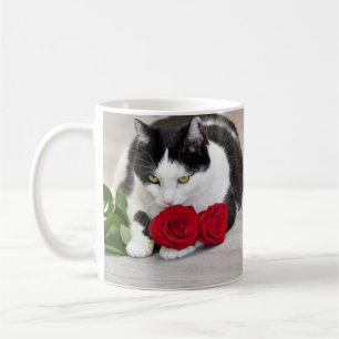 Taza De Café Gato lindo con la rosa roja