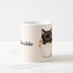 Taza De Café Gato negro adorable y lindo en cubeta