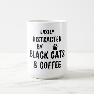 Taza de café gato negro – Fácilmente distraído por