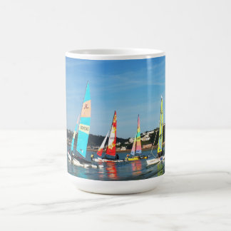 Taza De Café Gatos de Hobie navegando