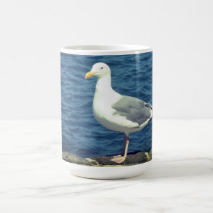 Taza De Café Gaviota En La Bahía