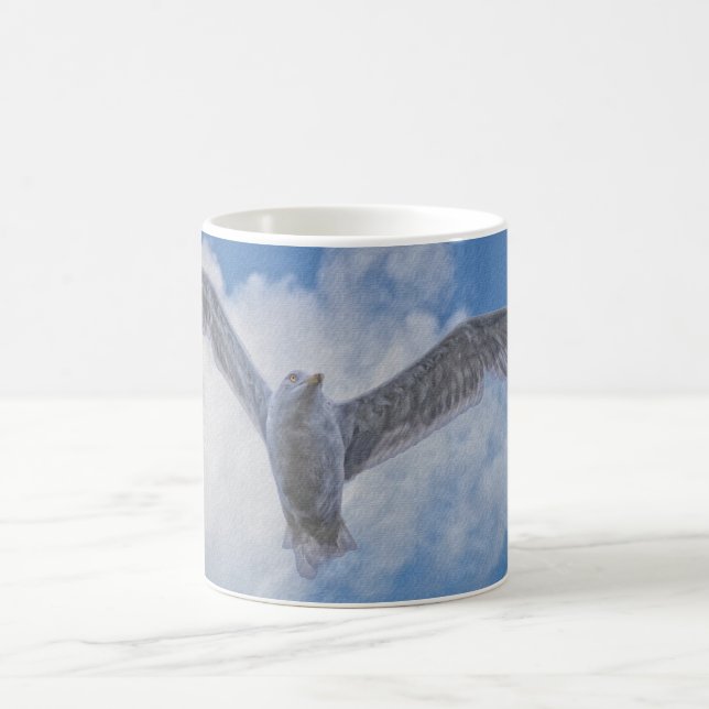 Taza De Café Gaviota y nubes marinas voladoras (Centro)