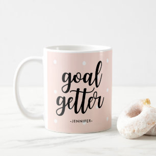 Taza De Café Getter de objetivo   Puntos de polka rosa y tipogr